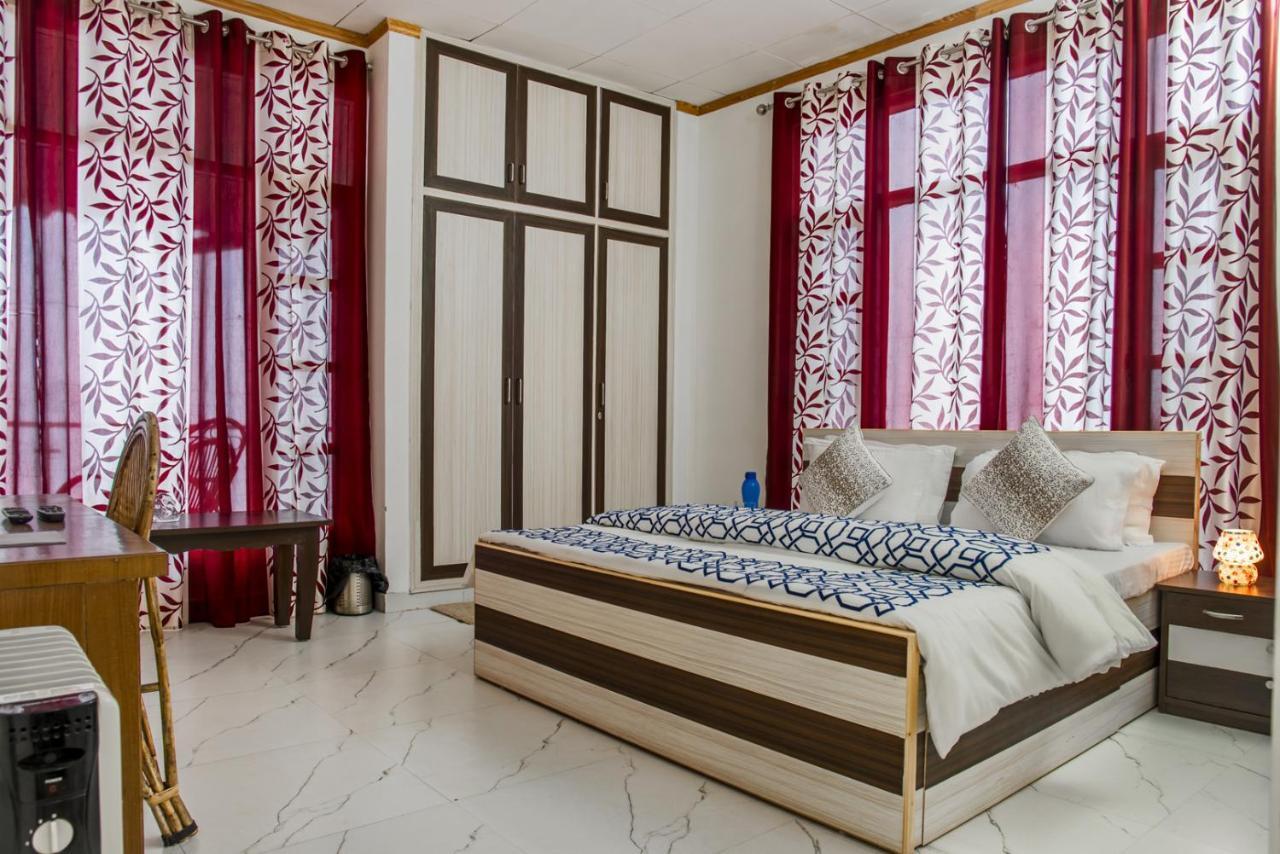 Kasauli Edge Apt With Balcony מראה חיצוני תמונה