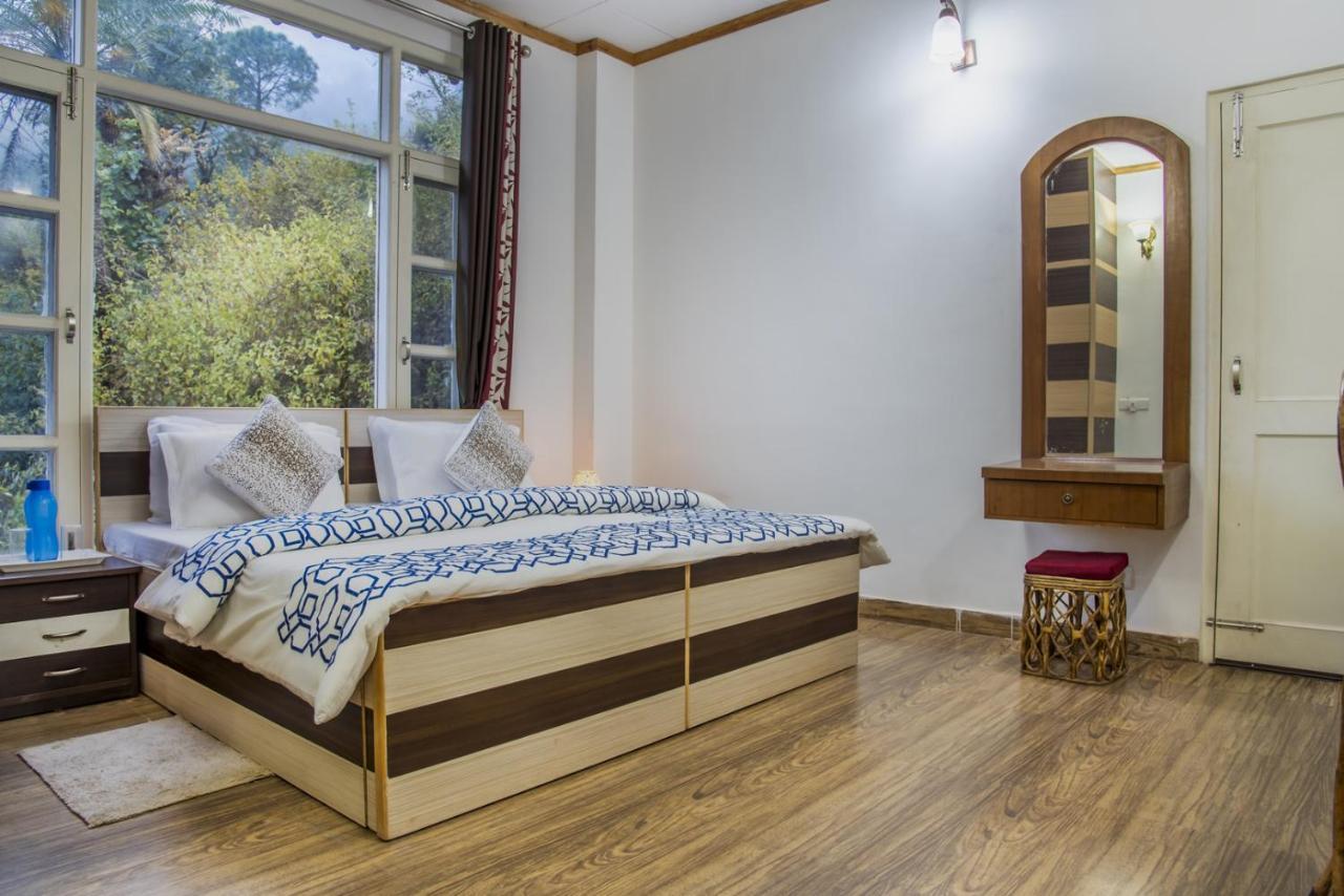 Kasauli Edge Apt With Balcony מראה חיצוני תמונה